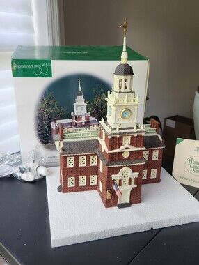 Dept 56 Historical Landmark Series 'Independence Hall'